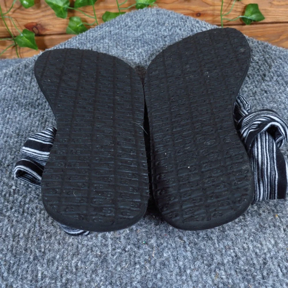 Sanuk Yoga Sling 2 Women Sandal Size 7 Casual Comfort Black‎ White Stripe Fabric